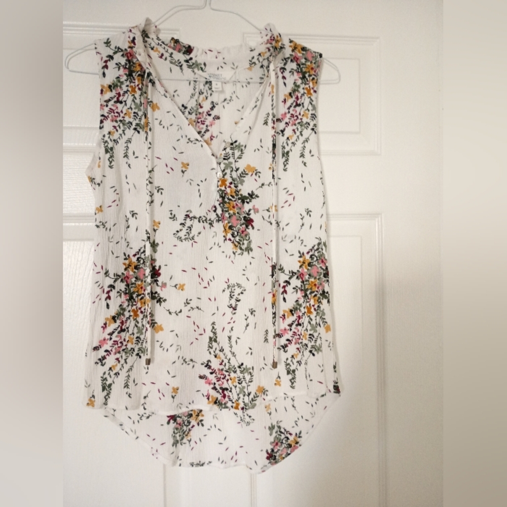 Market & Spruce Floral Print Sleeveless Top - White with Multicolor